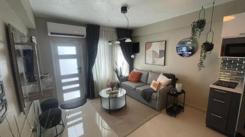 Sabana Abajo Apartment | MV Hideaway - 4 Guests - 5 min airport and beaches - 2 AC