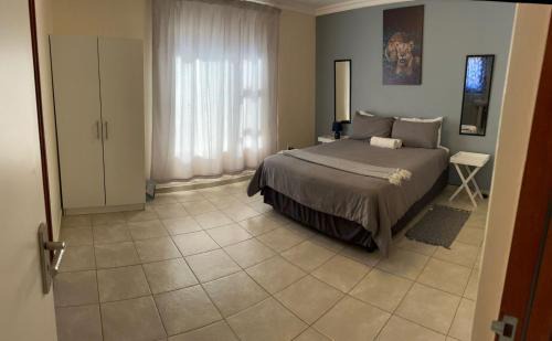 Mangaung Apartment | MV self-catering 3 Units