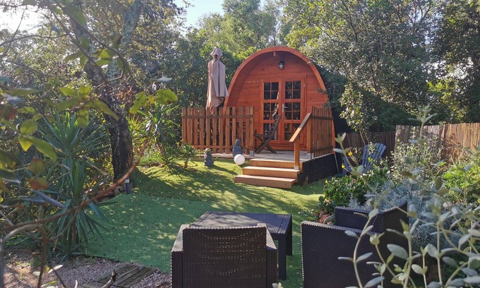 Porto-Vecchio Ski Chalet | My cabin at the bottom of the garden, a cosy, comfortable and intimate wooden cocoon.