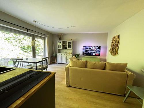Gemarkung Barmen Apartment | My-Happy-Place - Netflix - Stellplatz - Terrasse - Garten