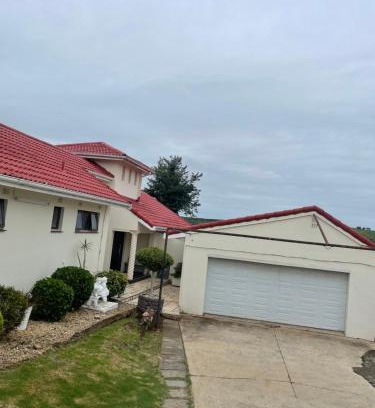 Mnquma House | My Mothers Love Guesthouse