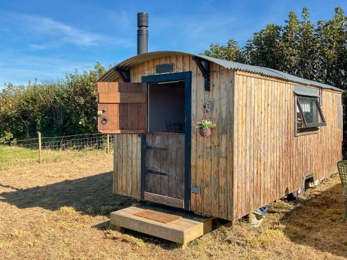 Ciliau-Aeron House | Myfanwy