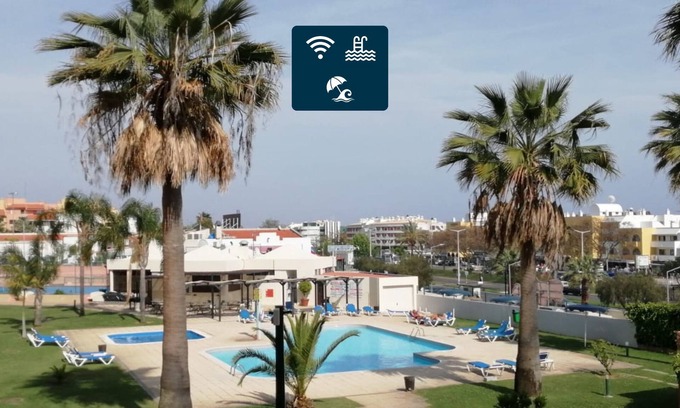 Correeira Apartment | MyStay - Bellavista Pool & Beach
