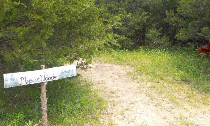 Elkland RV Rental | Mystic Woods @B Berry Farms