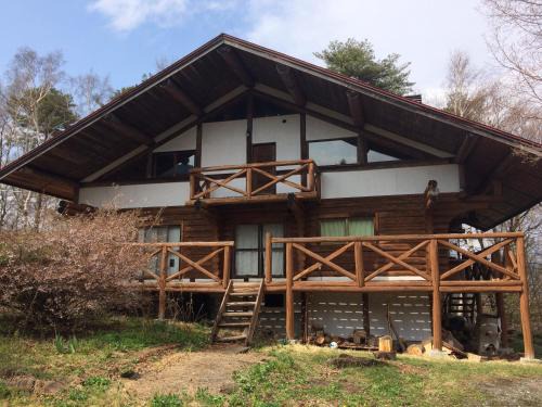 Chino House | Nagano, log house