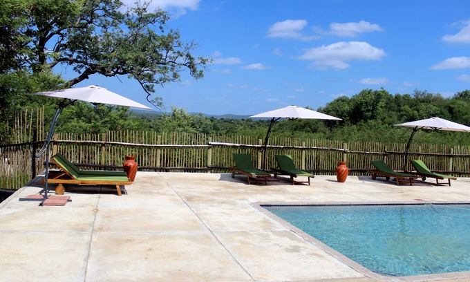 Greater Letaba Cabin | Nahakwe Lodge
