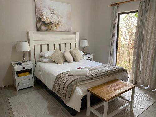 Vredendal House | Nama-Nama Guestrooms