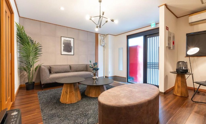 Shinsaibashi Apartment | Namba Enpuku
