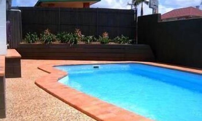 Nambour Hotel | Nambour Lodge Motel