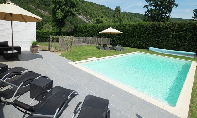 Hastiere-Lavaux Villa | Namur Mansion by the Meus