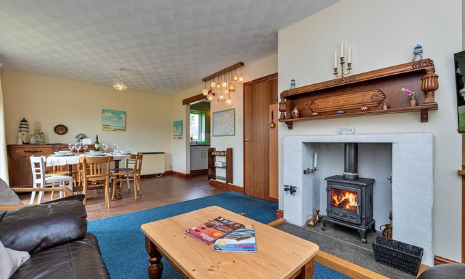 Llanfechell Ski Chalet | Nant Y Mynydd