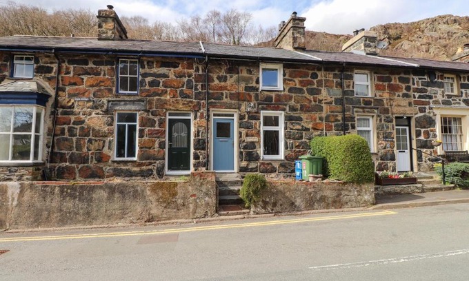 Beddgelert House | Nantmel