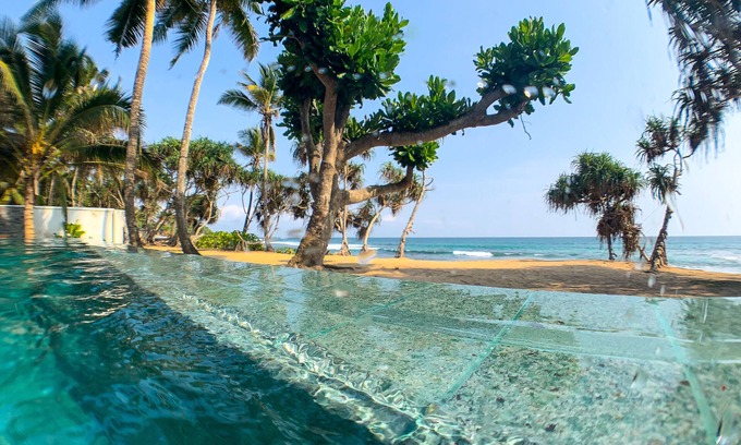 Weligama Hotel | Naomi Beach Resort