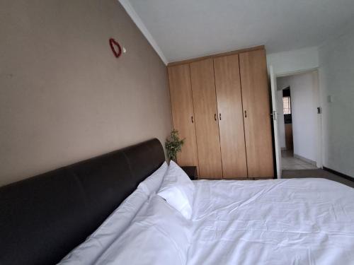 Germiston Apartment | Naomi's Place at Stone Arch