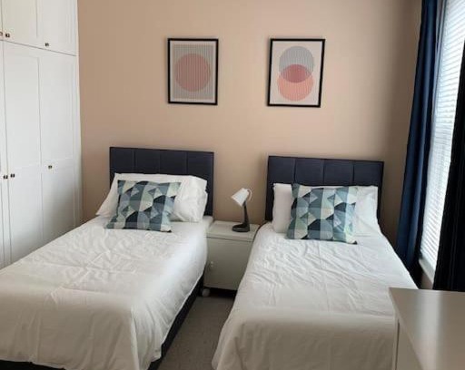 Southsea Apartment | Napier - A Beautiful House in the best Southsea location