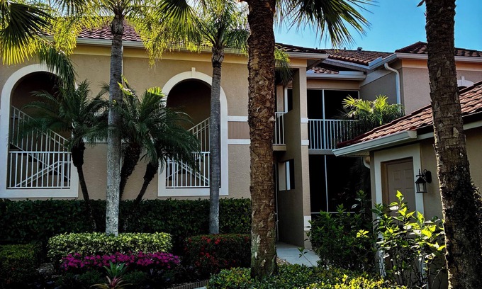 Naples Condo | Naples Beach , Golf and Country Club Naples Florida