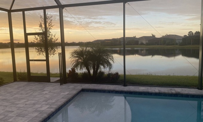 Naples House | Naples Paradise. IMMACULATE Home - Built in 2021. SPECTACULAR!