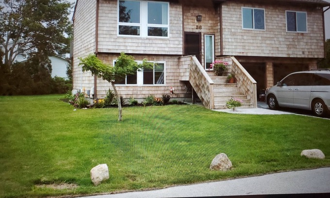Eastward Look House | Narragansett Beach House Walking Distance to Beach!