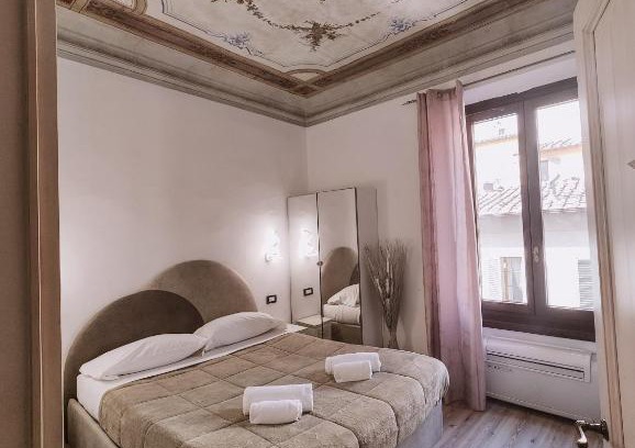 Sant' Ambrogio House | Nashira Rooms
