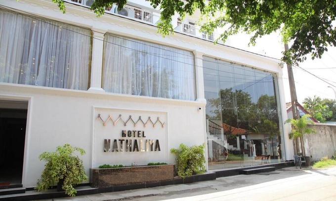 Seeduwa - Katunayake Hotel | Nathaliya Transit hotel CMB