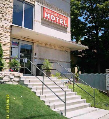 Milwaukee Hotel | National Avenue Hotel