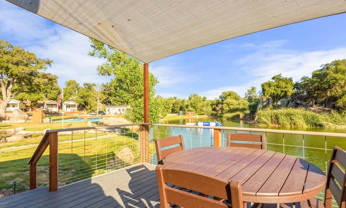 Temecula Cabin | Native Falls Cabin (2BR Deluxe) - 2 bedroom, 1 bath Deluxe Cabin