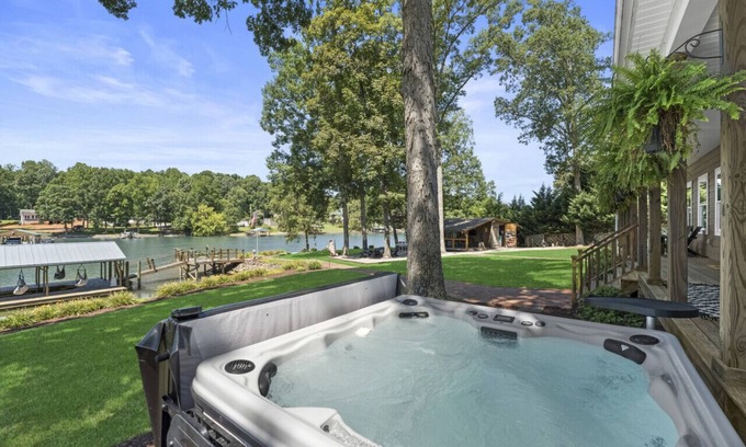 Mooresville House | Natural High Lakefront Retreat: Spacious Family Getaway with Entertainment Room, Huge Backyard, and More!