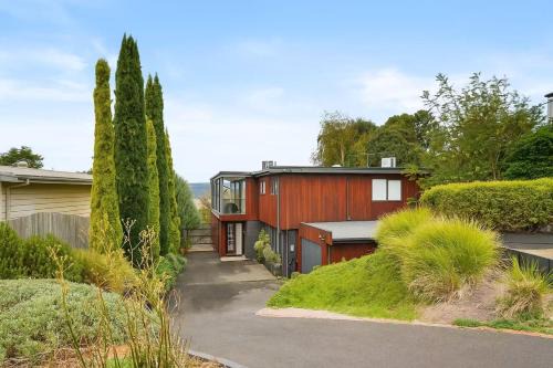 Dromana House | Nature Comfort Views Dromana Family Retreat