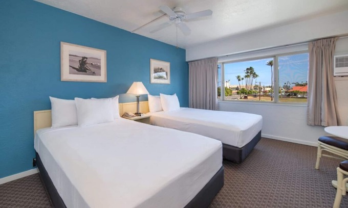 Kahului House | Nature Escape! 2 Great Units, Pets Allowed, Minutes to Iao Valley State Park!