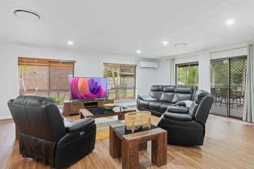 Forestdale House | Nature Escape Acreage Forest Life and Pet Friendly