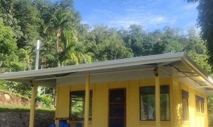 Pejibaye Cottage | Nature Getaway in Pejibaye, Costa Rica - Walk to River & Town