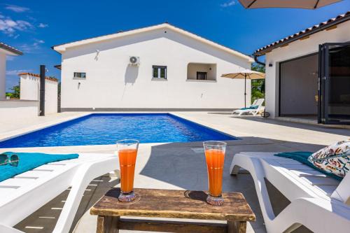 Boljevici House | Nature Lovers Retreat - Casa Irena with Pool