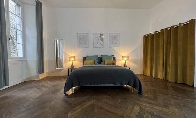 Largentiere Apartment | Nature & Medieval, luxury apartment T4 140m² between friends and family