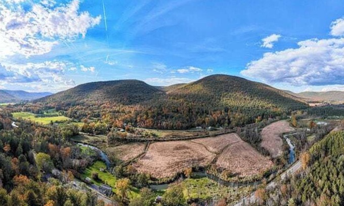 Wellsboro Cabin | Nature's Edge | Riverfront Access + Fire Pit!