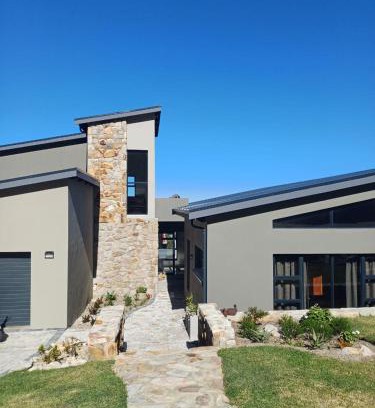 Betty's Bay Apartment | Nature's Nest