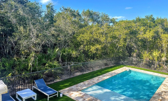 Fort Myers Beach House | Nature View #3
