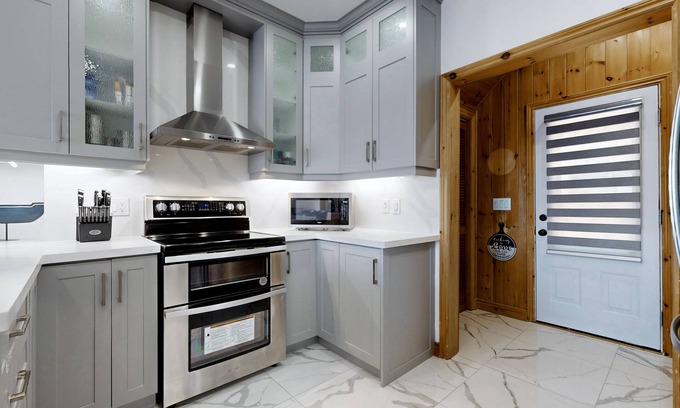 Torrance Cottage | Nature’s Nest-Luxury Cottage On Lake Muskoka