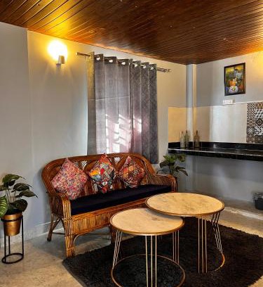 Mukteshwar Apartment | Naturescape Villa with Terrace