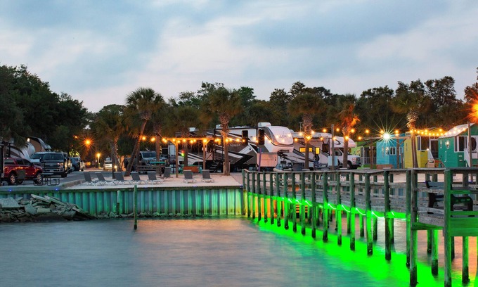 Navarre Cabin | Navarre Beach Camping Resort