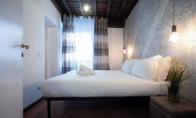 Rione VI Parione Apartment | navona jacuzzi apartment