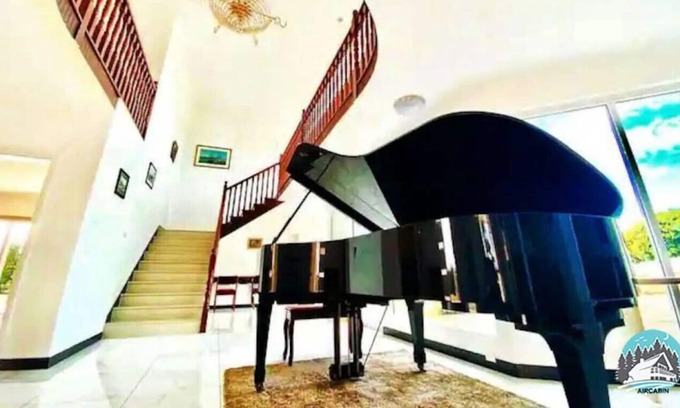 Cecil Park House | NCEC130 · Aircabin | Cecil Park | 2.5 Acres Luxury Mansion