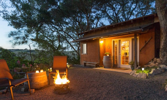 Paso Robles House | nCoach House Cottage in heart of wine region with vineyard views