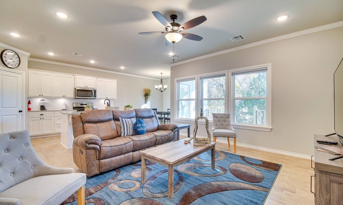 Grove House | Near Grand Lake: Charming Grove Home w/Deck
