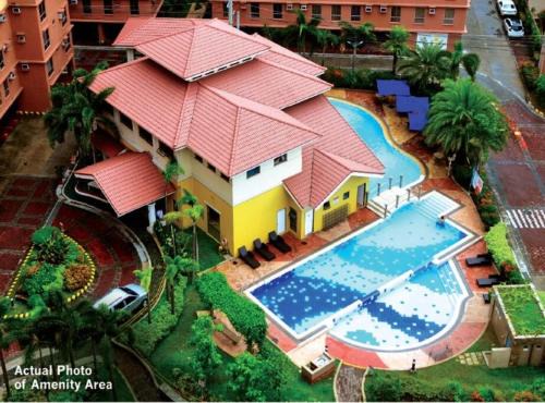 San Dionisio Apartment | Near Manila Airport COZY HOTEL STYLE Condo With Pool 7A