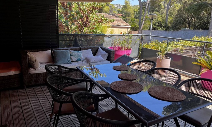 Les Baumettes Apartment | Near Morgiou and Sormiou Marseille T4 garden