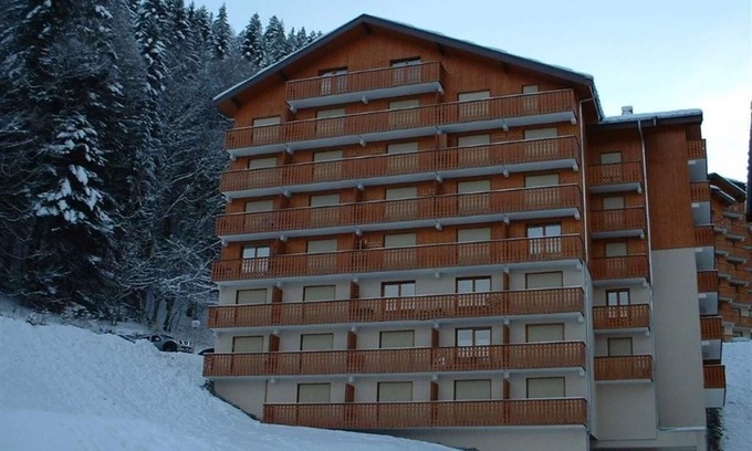 Saint-Jean-dʼAulps Apartment | Near MORZINE - 2 rooms - 4/6 people - at the foot of the slopes