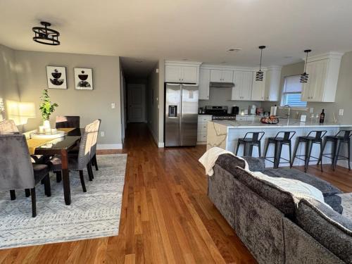 Elizabeth Apartment | Near New York-EWR-JG Mall-Train - Elizabeth NJ