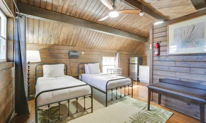 Crown Point Apartment | Near NOLA: Cabin w/Heated Pool Access!