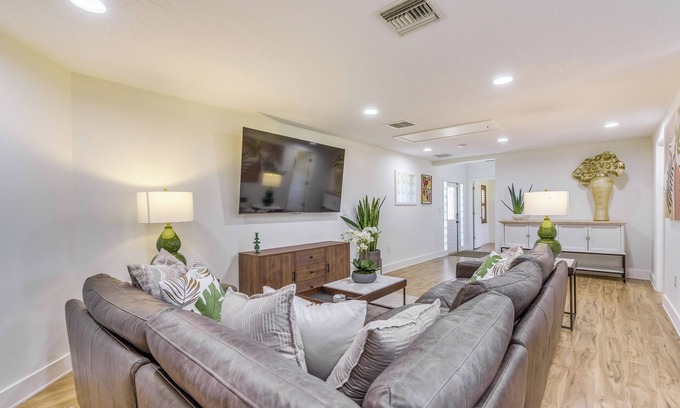 Clermont Apartment | Near Parks, Golf & More: Peaceful Apt in Clermont!