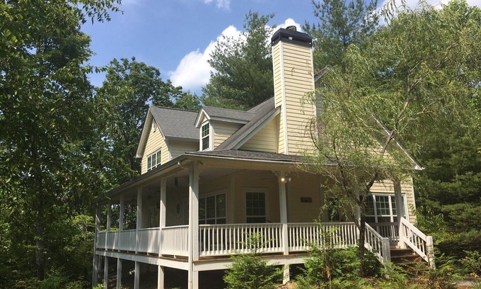 Rabun Gap House | Near Rabun Gap, Dillard, Clayton. Charming 3 bed. Close to Black Rock State Park
